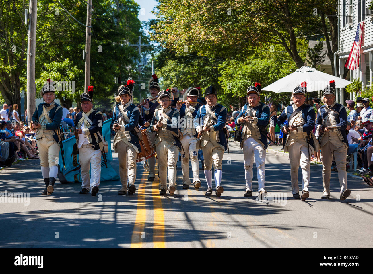 USA, Massachusetts, Manchester am Meer, 4. Juli, Männer gekleidet als Patrioten der amerikanischen Revolution Stockfoto