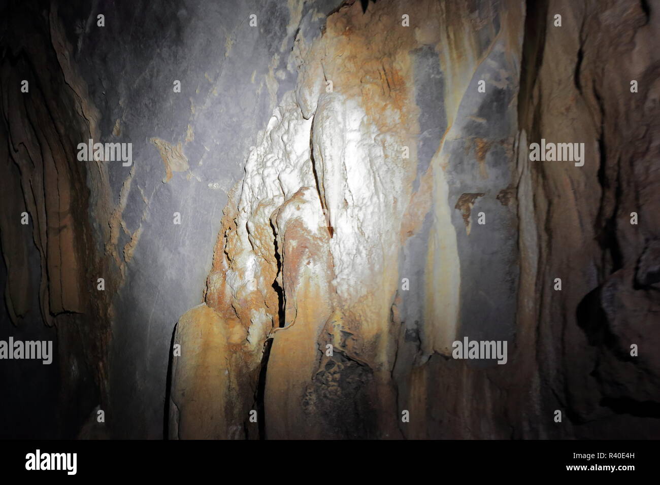 Felsformationen in St. Paul's Underground River Cave - S. Princesa Subterranean River Nnal. Park-Palawan - Philippinen -0774 Stockfoto