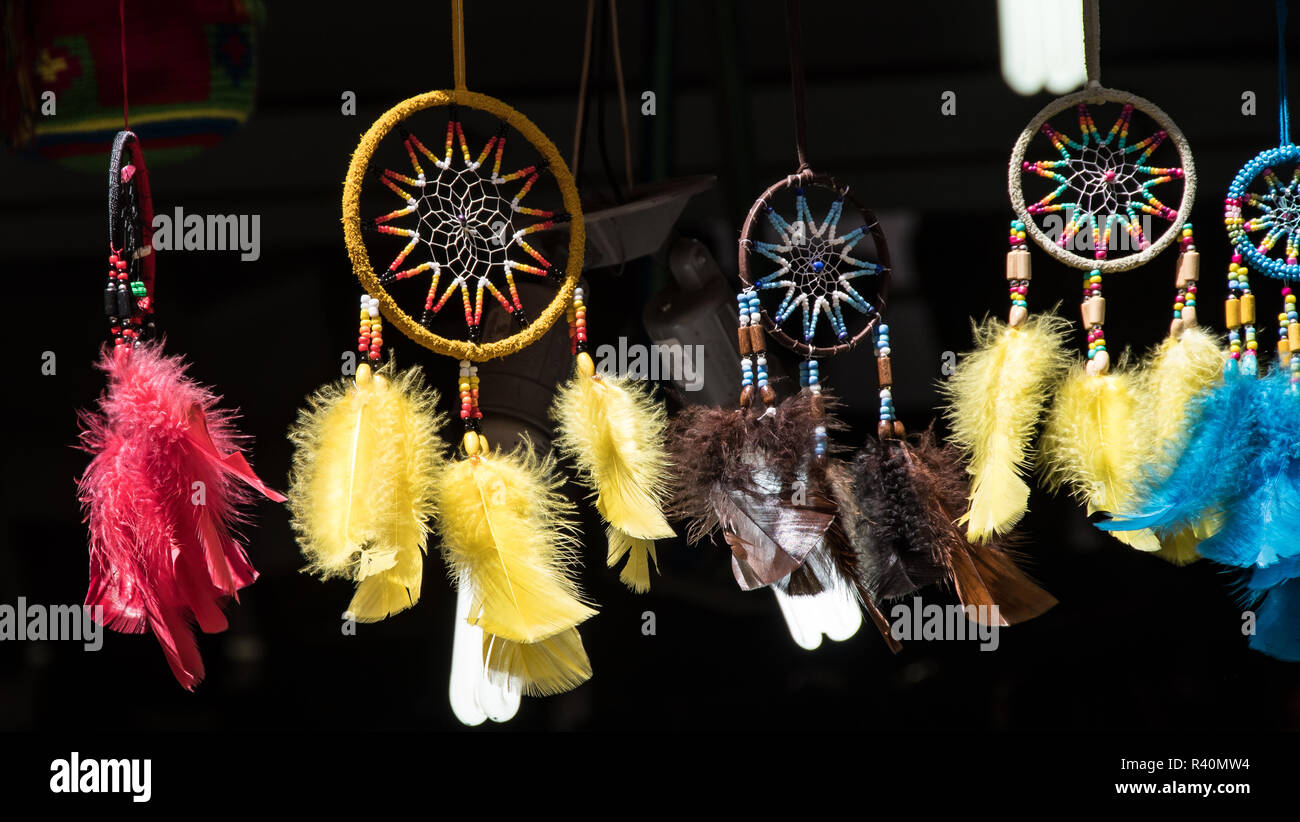 Einer ecuadorianischen Dream Catcher in einem Shop auf La Ronda Straße in Quito Stockfoto