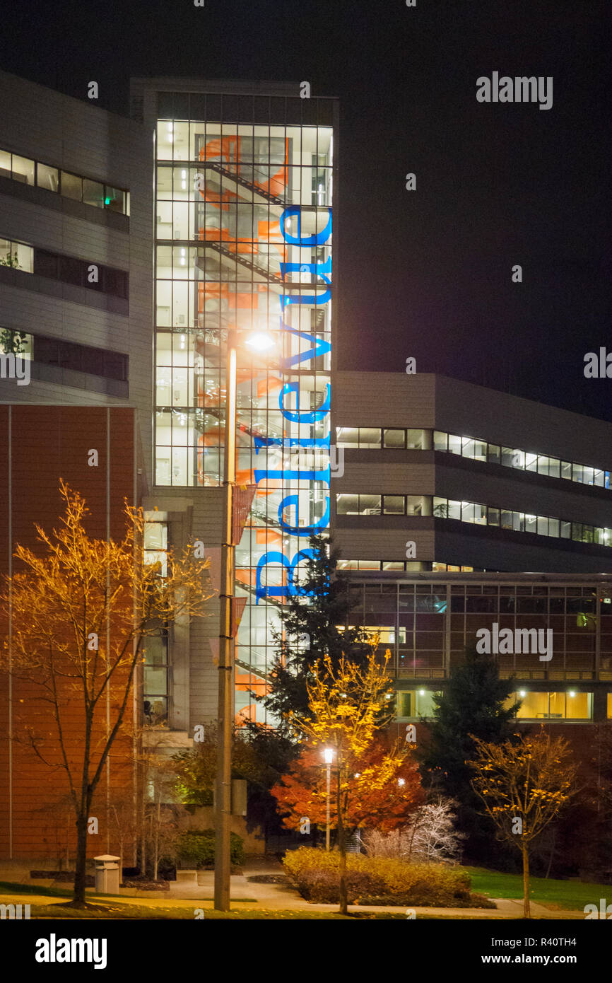 USA, Washington State, Bellevue. City Hall. Stockfoto