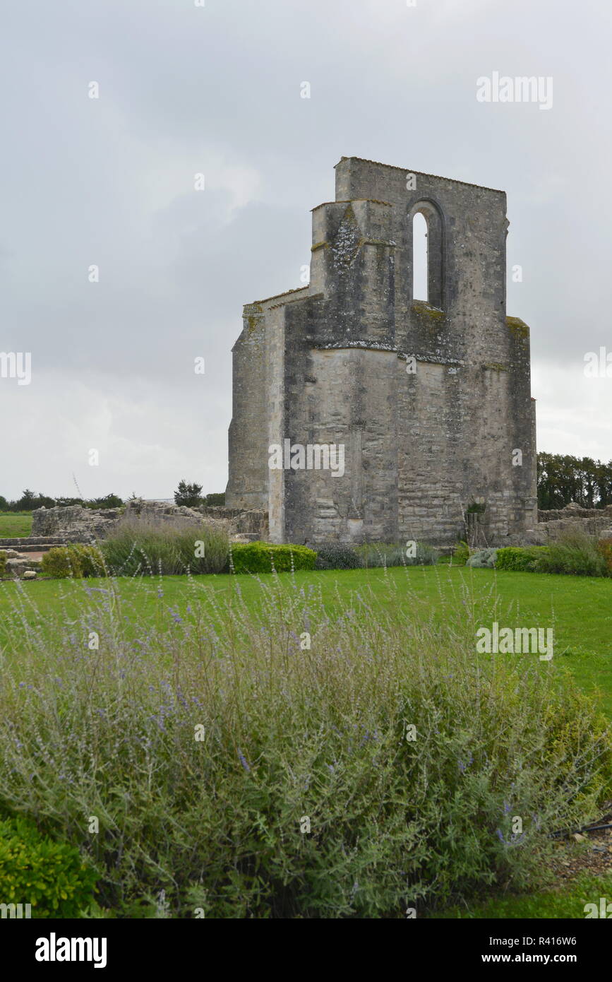 Les chateliers Abbaye ruinee Stockfoto