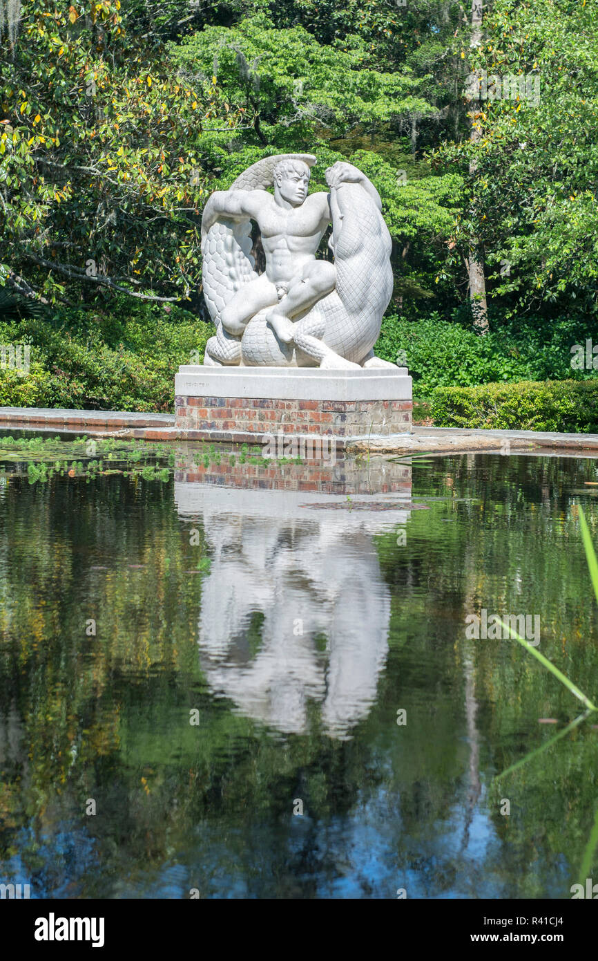Alligator Bender Skulptur, Brookgreen Gardens, Murrells Inlet, South Carolina, USA Stockfoto