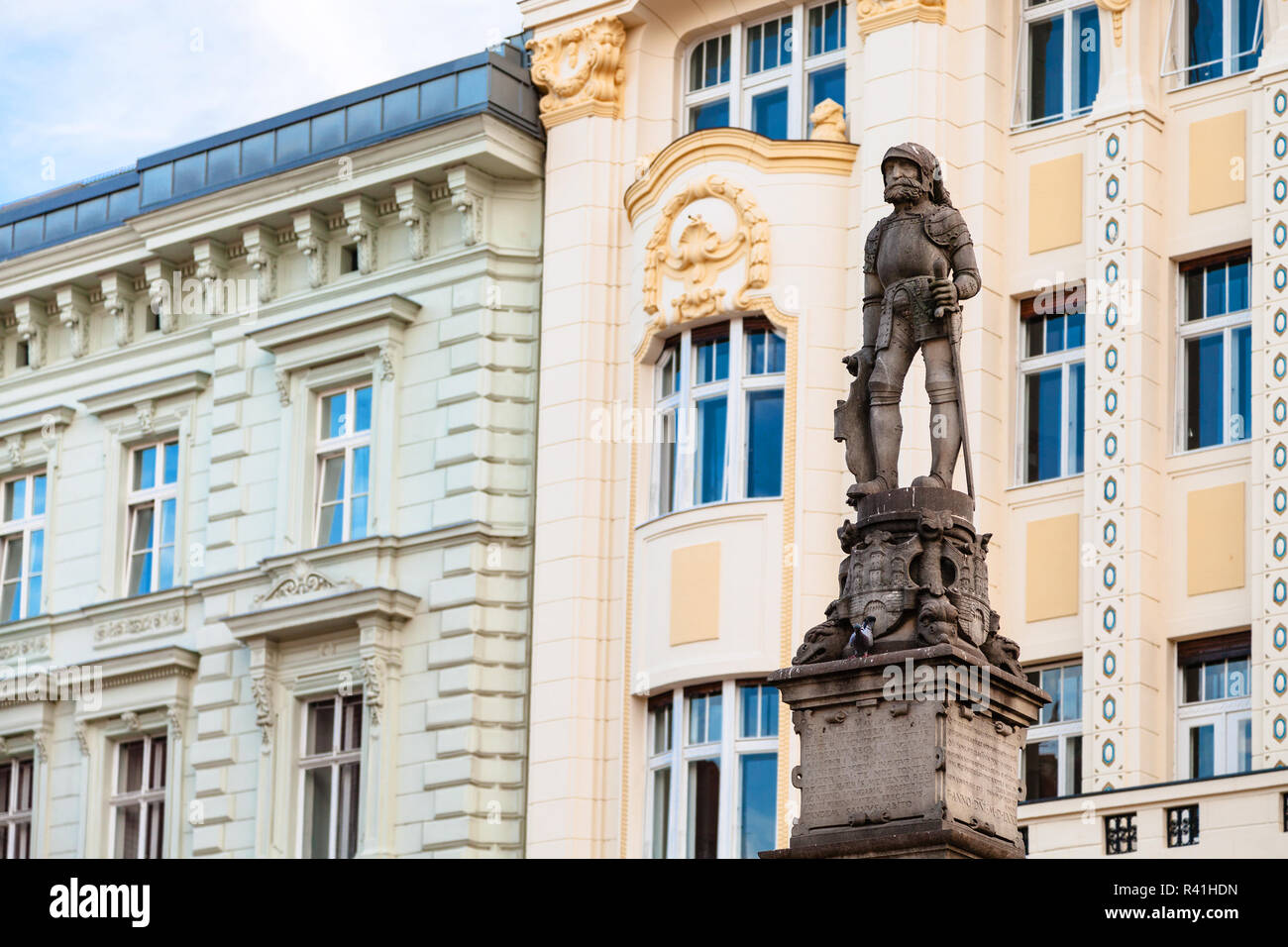 Roland Brunnen am Hauptplatz, Bratislava Stockfoto