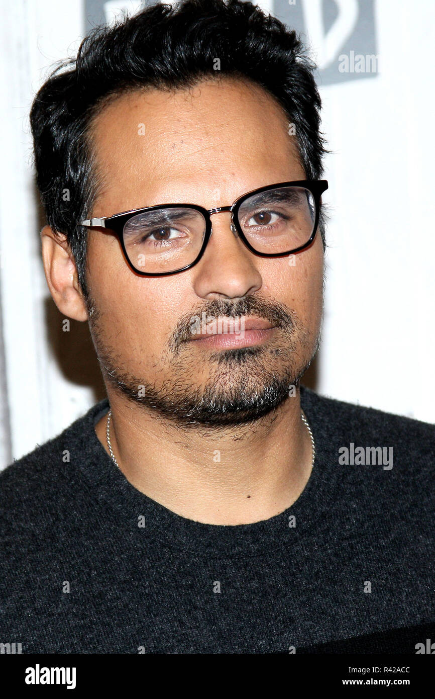 NEW YORK, NY - 20. SEPTEMBER: Bauen präsentiert Michael Pena diskutieren "Die LEGO Ninjago Film" am Bau Studio am 20. September 2017 in New York City. (Foto von Steve Mack/S.D. Mack Bilder) Stockfoto