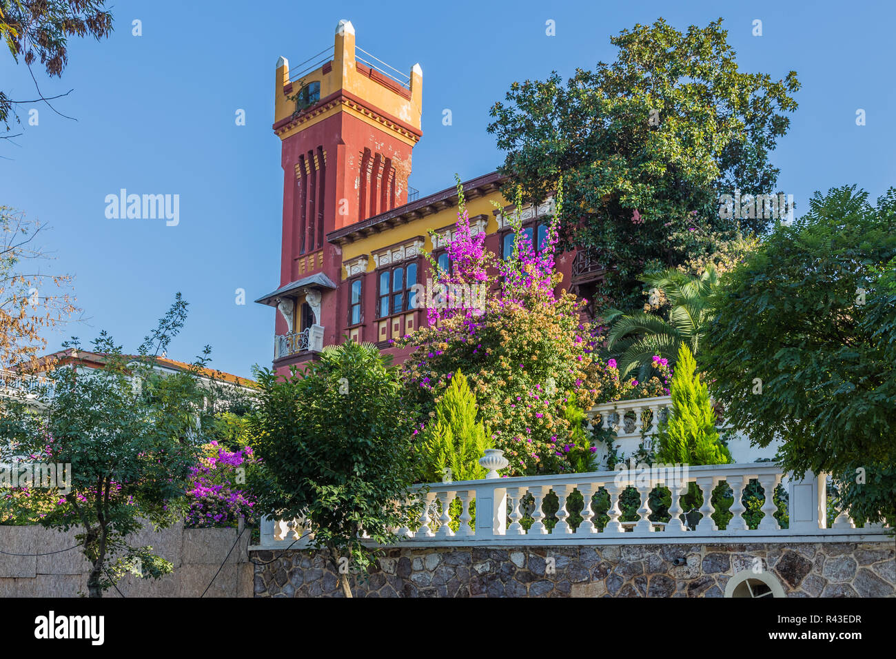 Istanbul, Türkei, 22. Oktober 2013: Art Deco Mizzi Herrenhaus auf Büyükada, einer der Prinzeninseln. Stockfoto