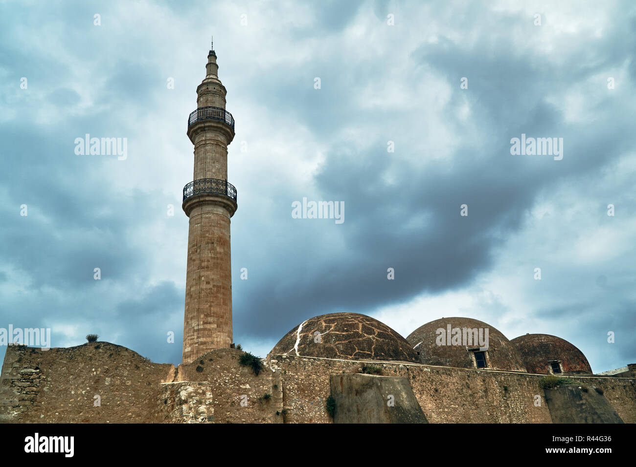 Türkische Minarett und Moschee in der Stadt Rethymnon auf der Insel Kreta Stockfoto