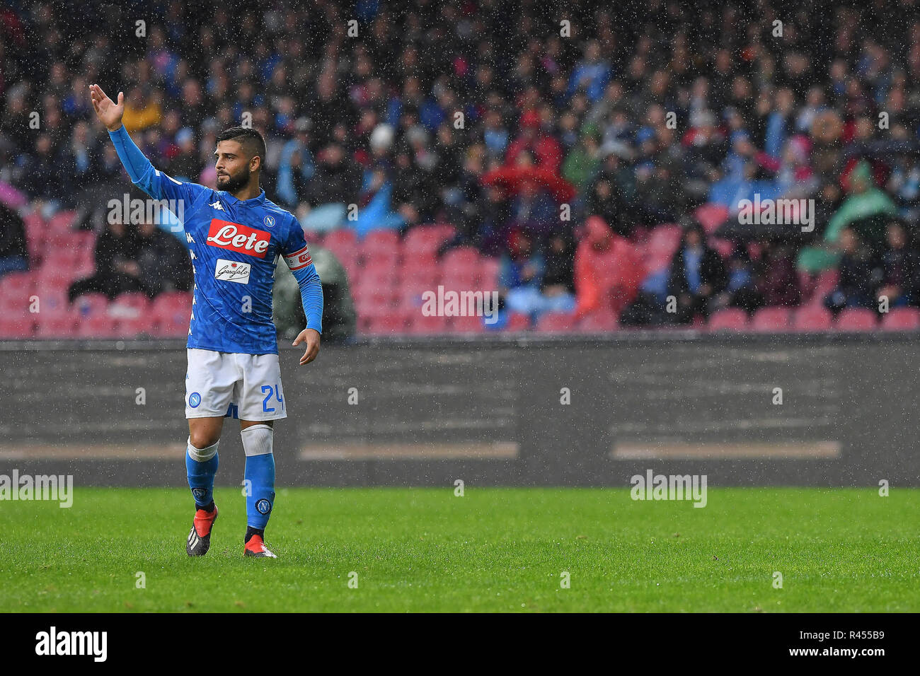 Foto Cafaro Lapresse 25 Novembre 2018 Napoli Italia Sport Calcio Napoli Vs Chievo Campionato Di Calcio