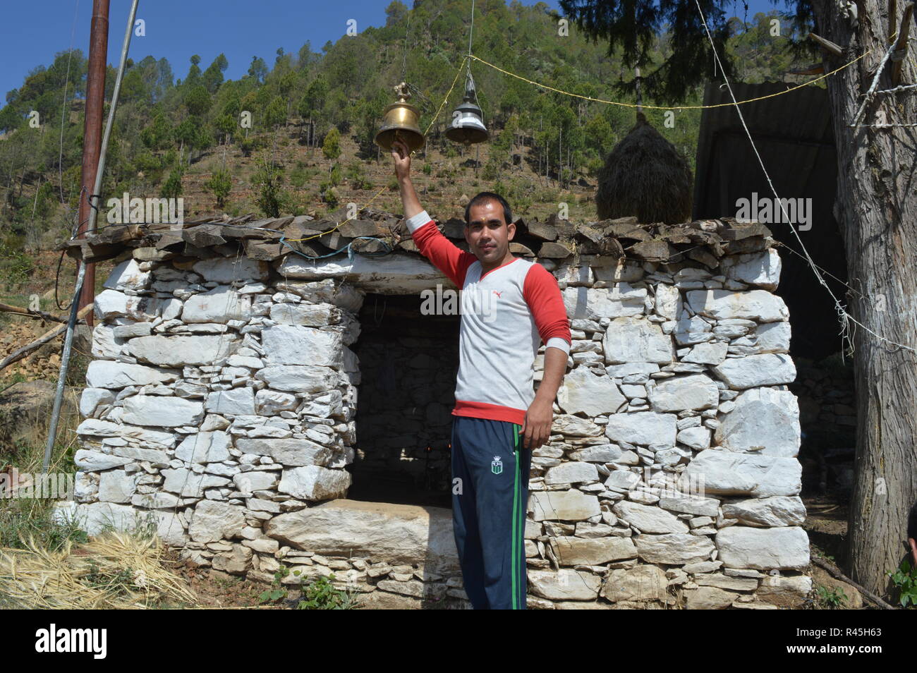 Uttarakhand genannt Dev Bhoomi Was bedeutet Land Gottes. Gott kann hier wohl fühlen werden. So gibt es unzählige kleine und große Tempel auf dieses Land. Stockfoto