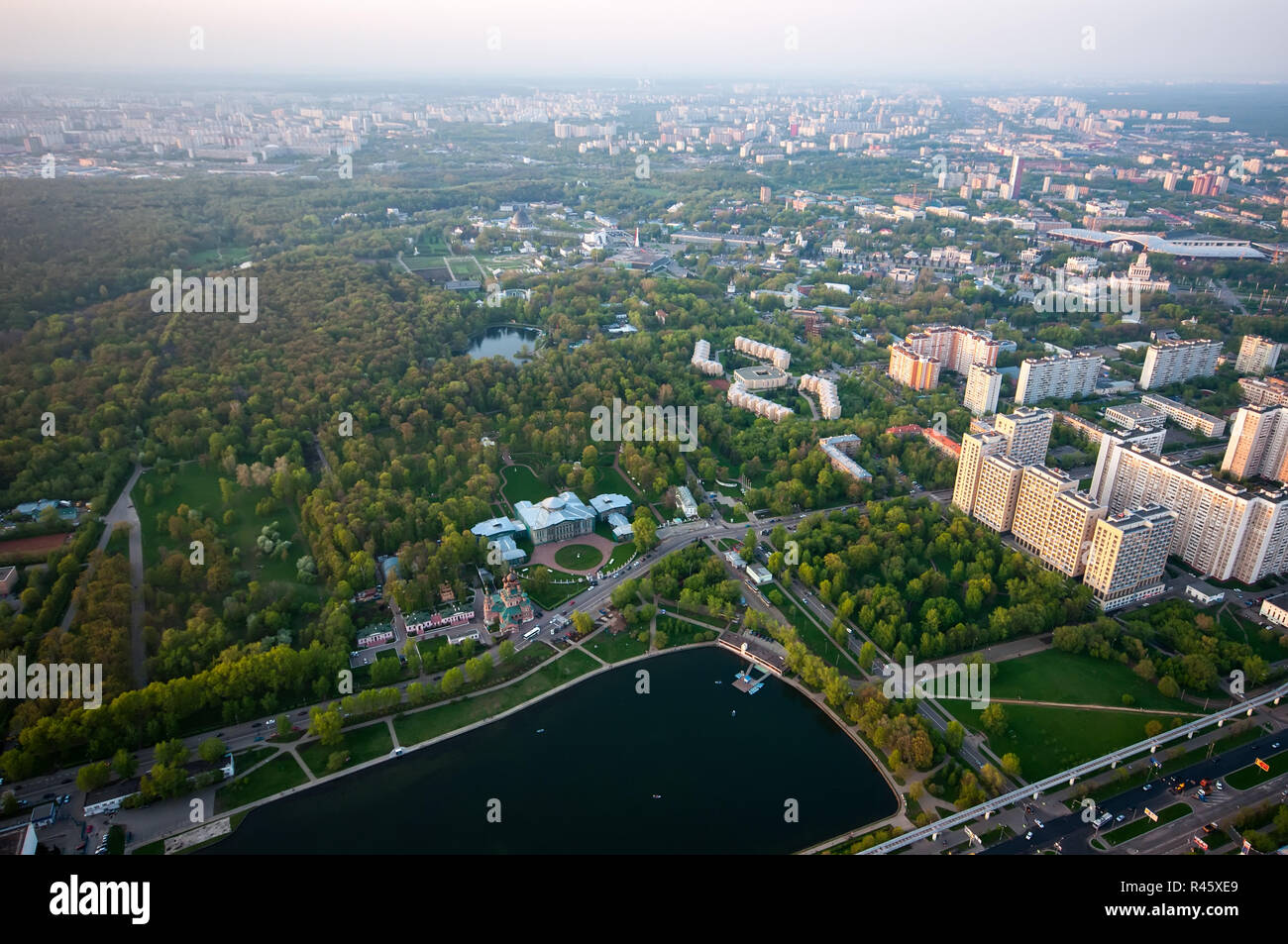 Vogel & # 39 s Eye View von Moskau in der Morgendämmerung Stockfoto
