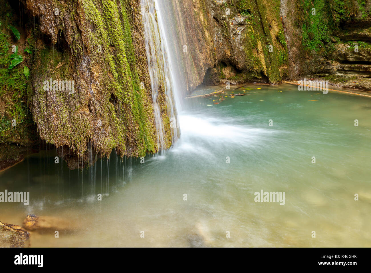 Erfelek Wasserfall in Sinop, Türkei. Lange Belichtung und näher. Auch beliebtes Ziel für den Sommer Tourismus Stockfoto