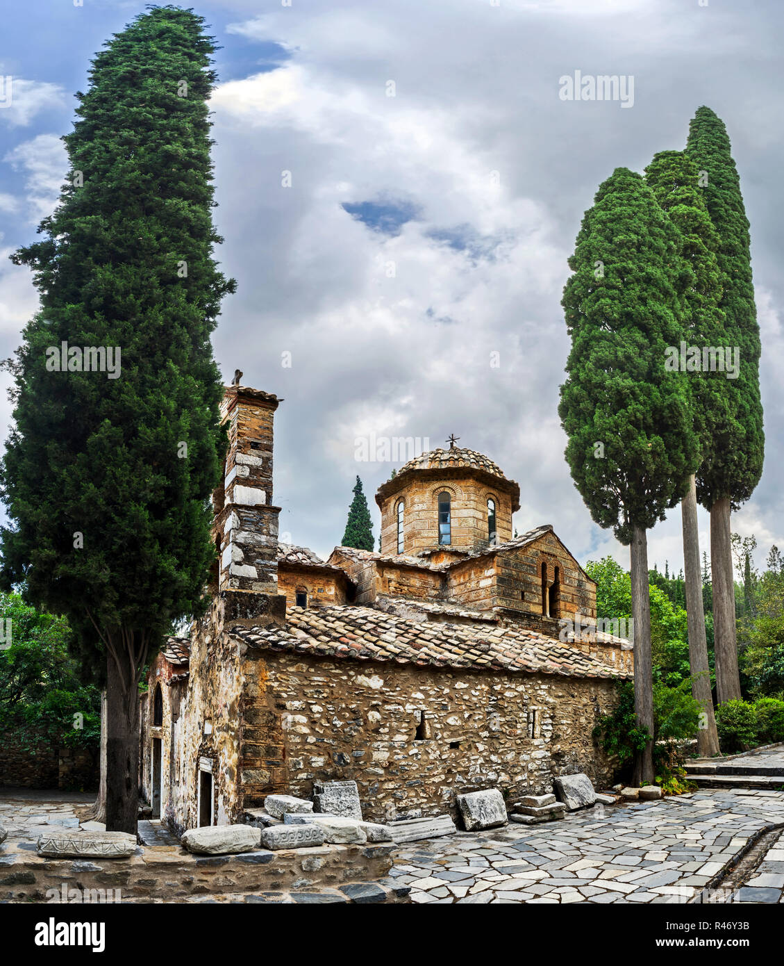 Kaisariani, Byzantinische Kloster am Berg Hymettus, in der Nähe von Athen, Griechenland. Weltkulturerbe. Stockfoto