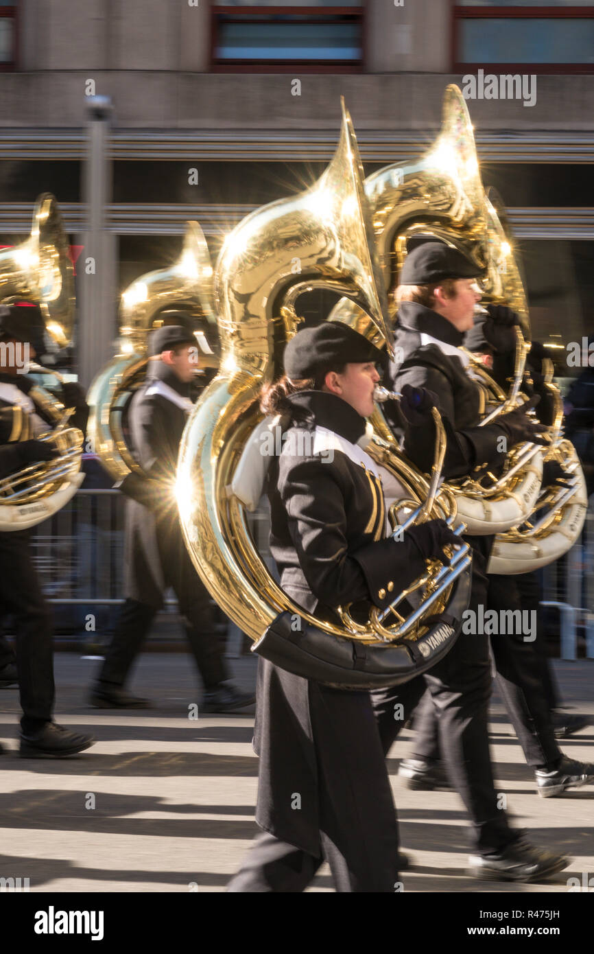 2018 Jährliche Veterans Day Parade auf der Fifth Avenue, New York, USA Stockfoto