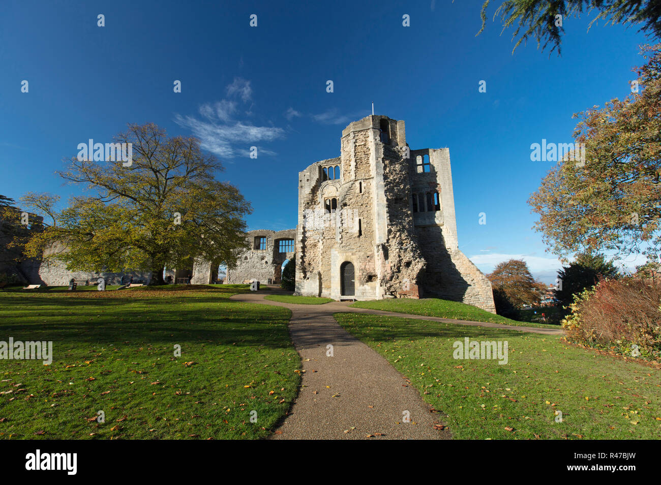 Newark Castle Gardens, Newark, Nottinghamshire, Großbritannien, Oktober 2018 - Überreste von Newark Castle Stockfoto