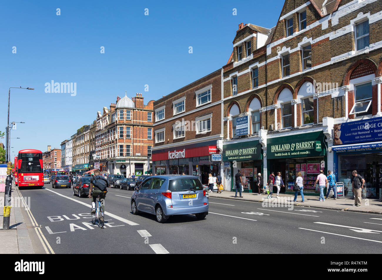 Kilburn High Road, Kilburn, London Borough of Camden, Greater London, England, United Kingdom Stockfoto