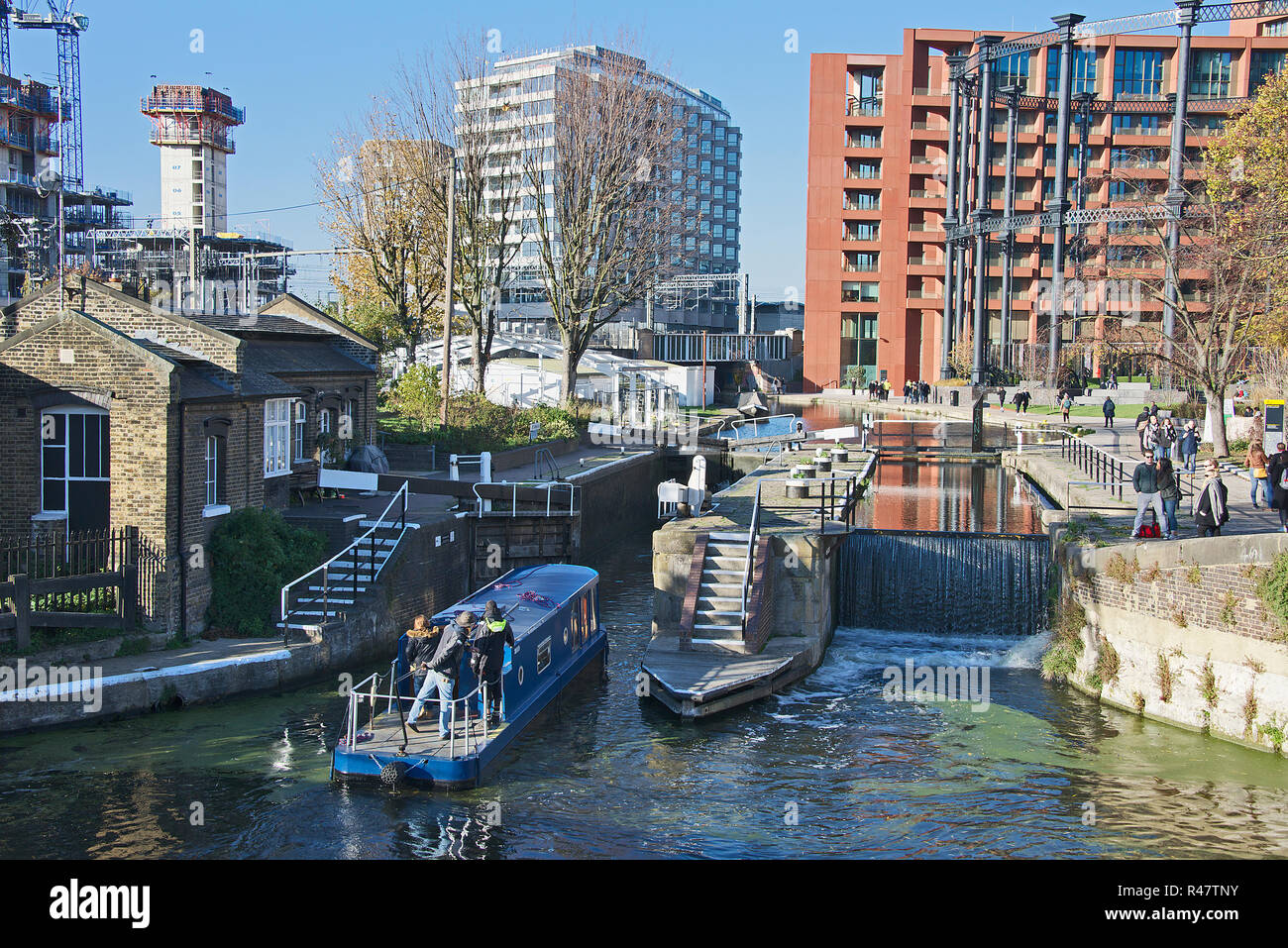 St. Pancras lock Regents Canal Kings Cross London England Stockfoto