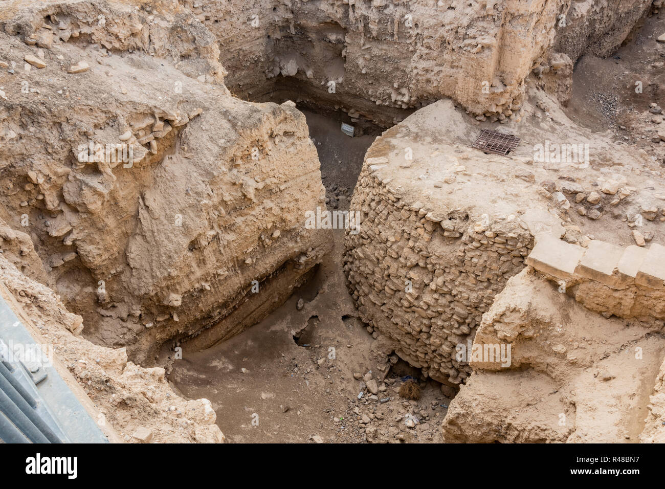 Eine der ältesten archäologischen Funde in der Welt, in der wir eine neolithische Turm von neun Metern 8000 v. Chr. archäologische Stätte Tell es-Sultan siehe betrachtet. Wes Stockfoto