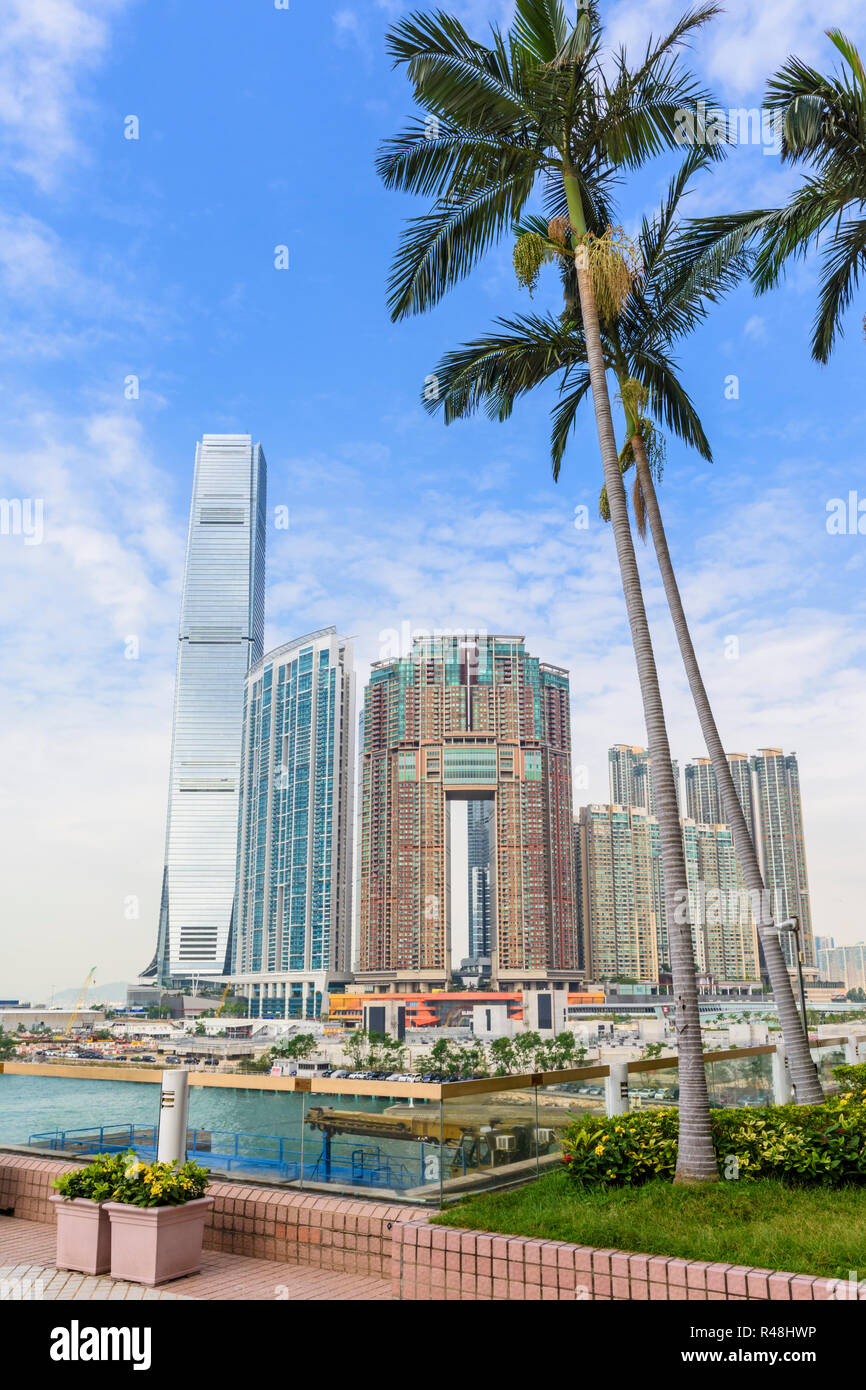 Die neue Hong Kong Entwicklung der Union Square, einschließlich der International Commerce Centre, der Hafenpromenade und der Bogen, West Kowloon, Hong Kong Stockfoto
