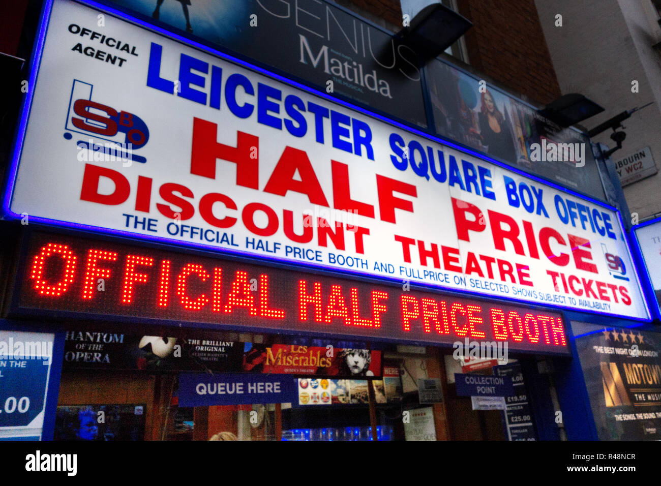London Theatre tickets an der Leicester Square, London Stockfoto