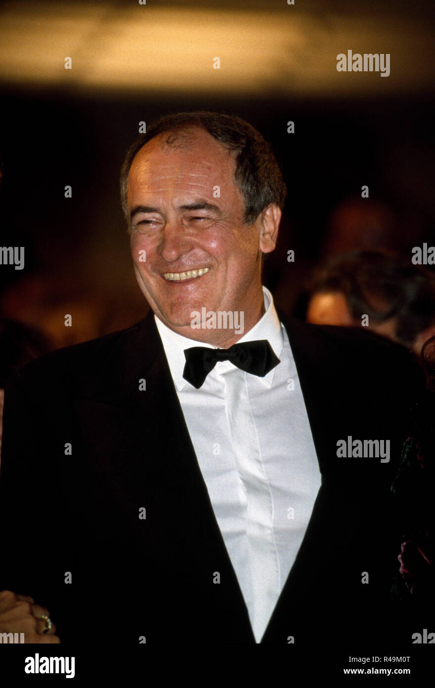 Datei Bilder. Italien. Credit: lapresse Archivio storico spettacolo Cinema anni '90 Bernardo Bertolucci nella: Il regista Bernardo Bertolucci in Rauchen der italienische Regisseur Bernardo Bertolucci stirbt im Alter von 77, Italien. Credit: LaPresse/Alamy leben Nachrichten Stockfoto