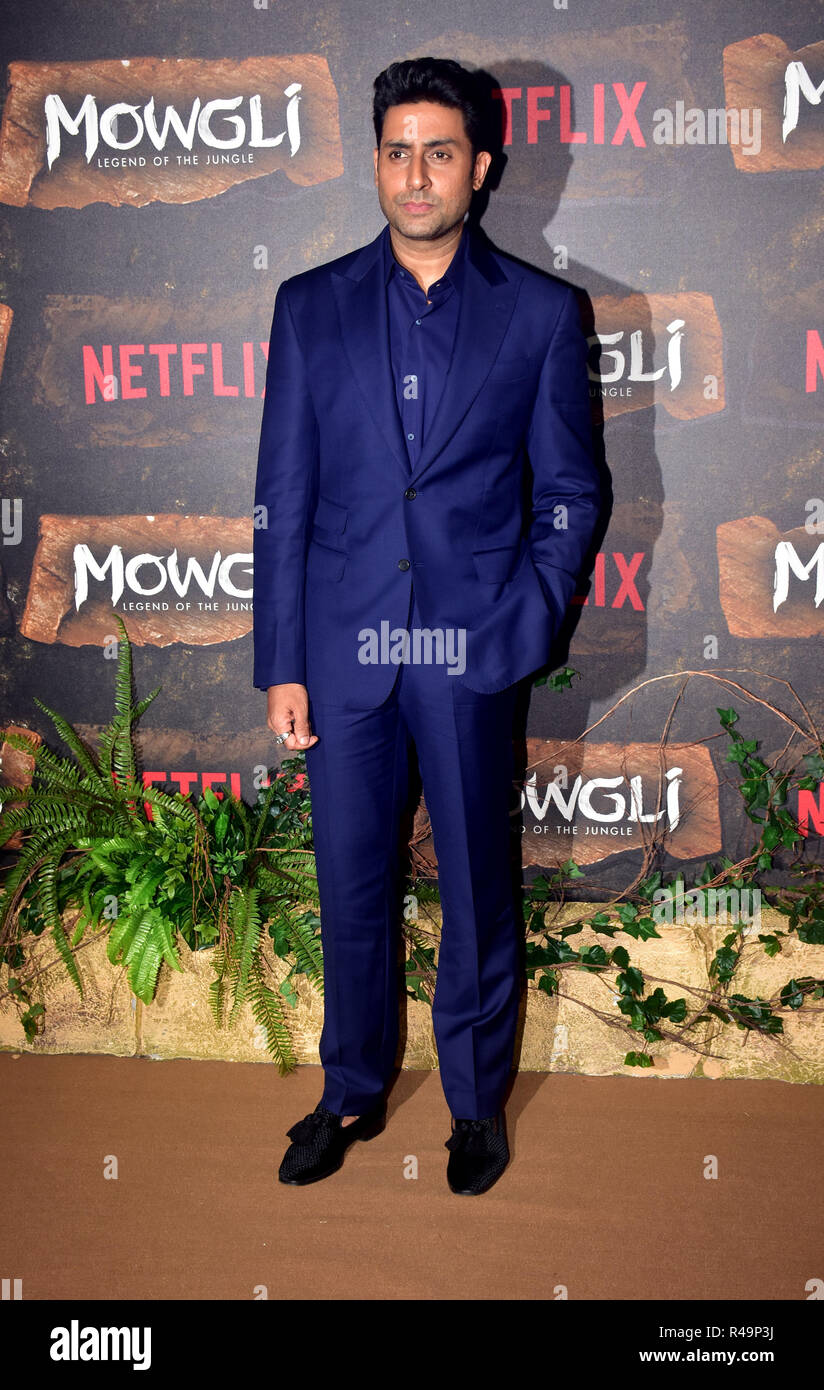 Mumbai, Indien. 25 Nov, 2018. Schauspieler Abhishek Bachchan auf dem roten Teppich bei der Weltpremiere von von Netflix 'Mowgli gesehen; Legende des Dschungels an der YRF Studio in Mumbai.Netflix's 'Mowgli, Legende des Dschungels' war, die voraussichtlich am 7. Dezember, 2018 freigegeben werden. Credit: Azhar Khan/SOPA Images/ZUMA Draht/Alamy leben Nachrichten Stockfoto