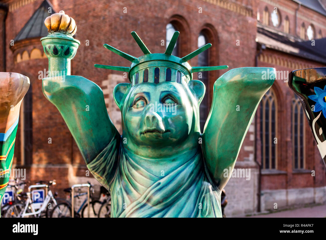 USA Bären bei United Buddy Bears international Art Ausstellung (Kunst: Bill C. und Jullian Ray). Ausstellung fördert Frieden, Liebe, Toleranz. Stockfoto