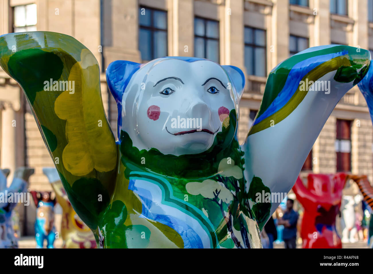 Finnland Bären bei United Buddy Bears internationale Kunstausstellung (Artist: Mirka Raito). Die Ausstellung fördert Frieden, Liebe, Toleranz Stockfoto