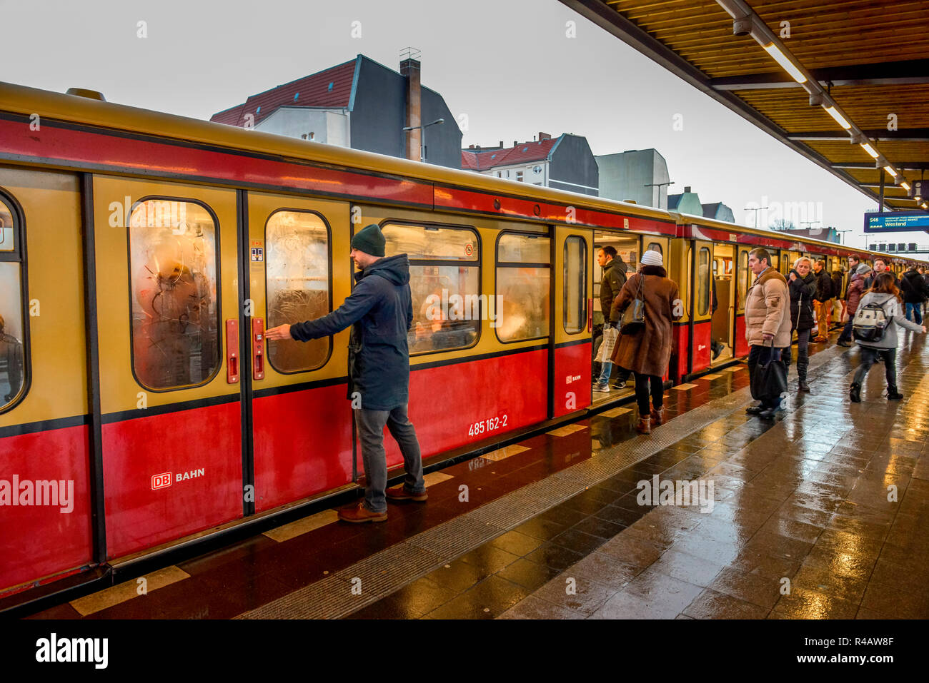 S-Bahn, Bundesplatz, Wilmersdorf, Berlin, Deutschland Stockfoto