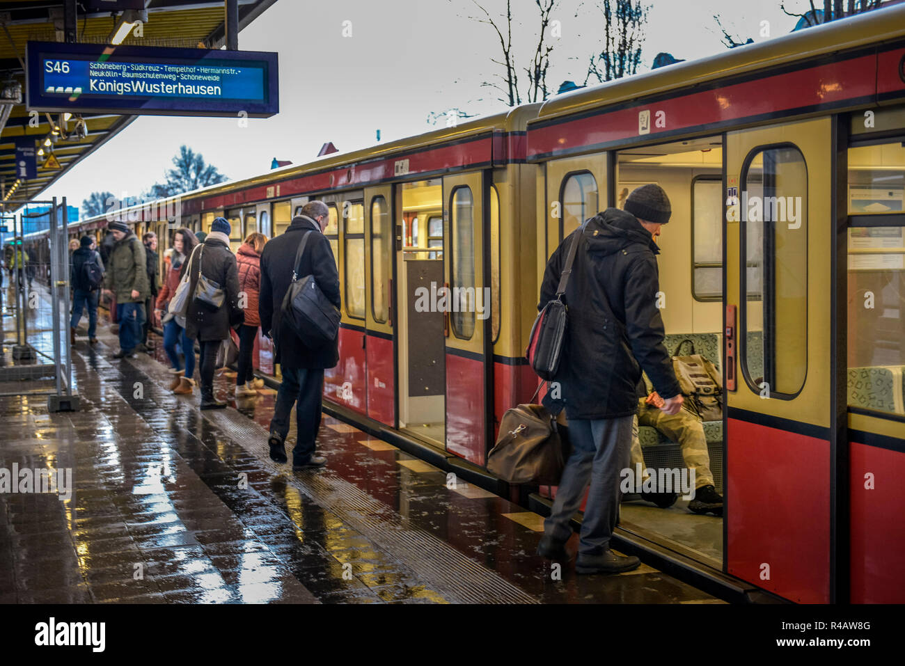S-Bahn, Bundesplatz, Wilmersdorf, Berlin, Deutschland Stockfoto