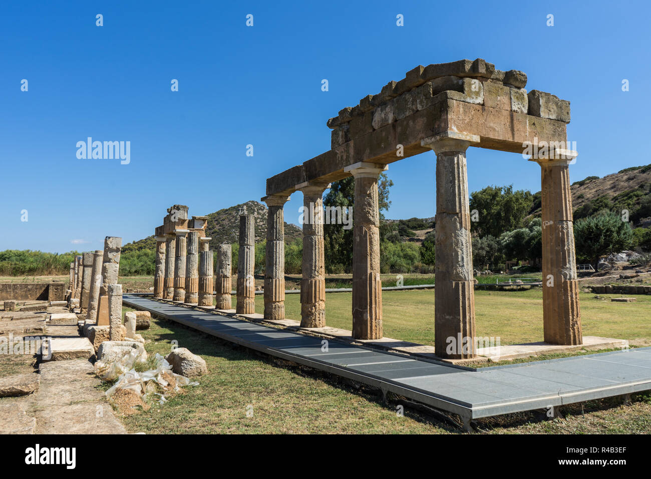 Die Ruinen der antiken griechischen Tempel der Göttin Artemis in Vravrona, Griechenland. Stockfoto Die Ruinen der antiken griechischen Tempel der Göttin Artemis in Vravrona, Griechenland. Stockfoto
