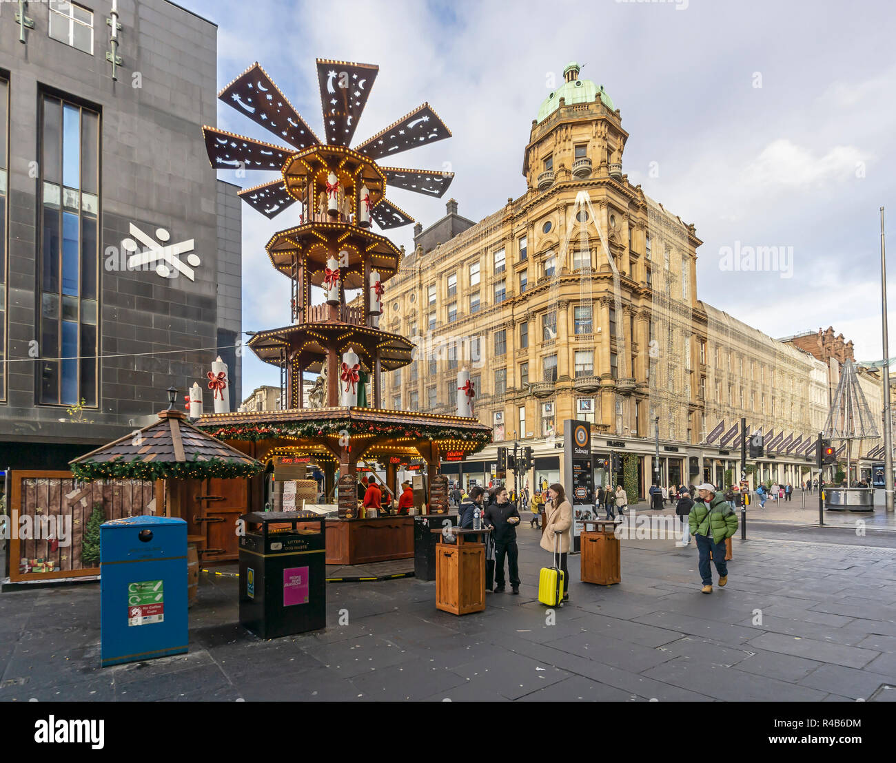 House of Fraser Store auf Ecke Argyle Street und der Buchanan Street in Glasgow Weihnachtsmarkt im Zentrum von Glasgow Schottland Großbritannien Abschaltdruck Stockfoto
