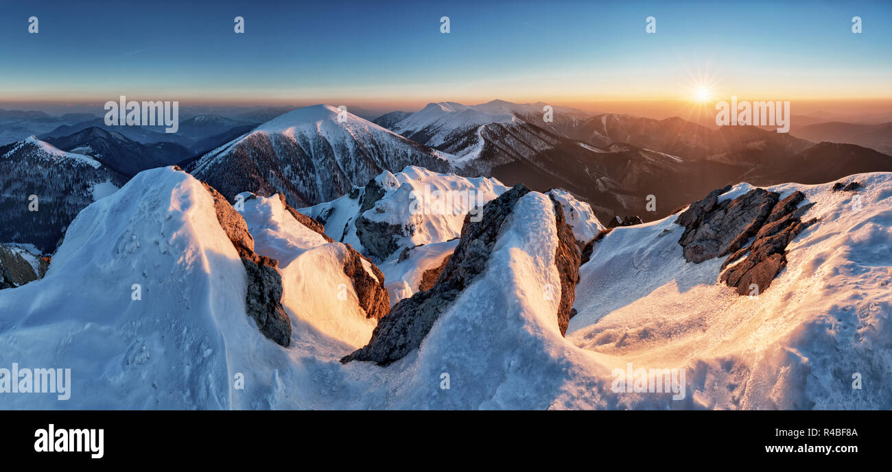 Winter Berg in der Slowakei, Panorama Stockfoto