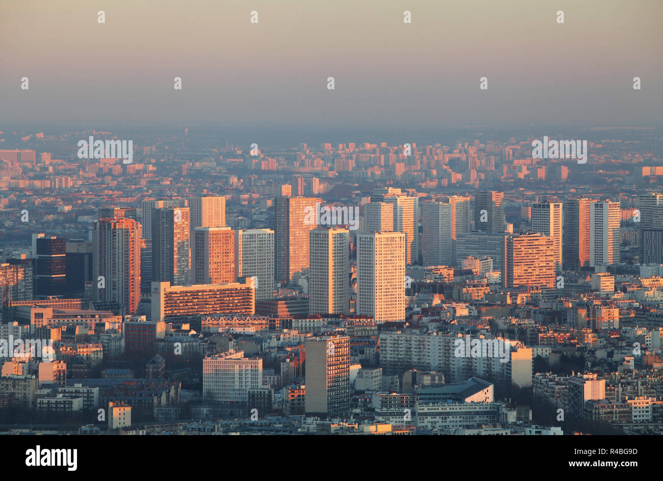Eiffelturm in Paris bei Sonnenuntergang - stadtbild Stockfoto