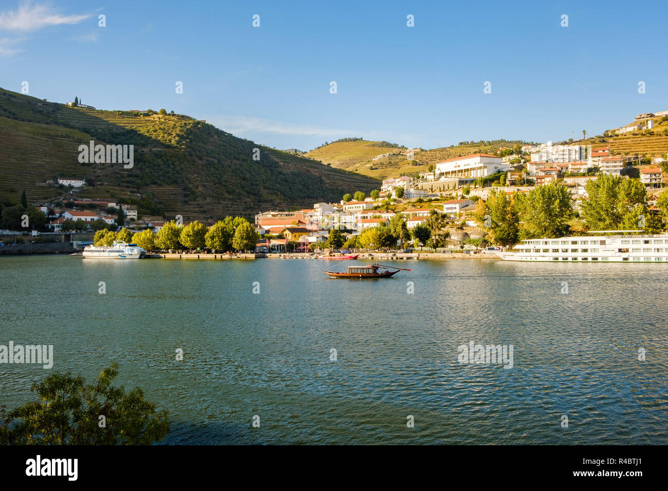 Pinhao douro valley portugal Fotos und Bildmaterial in hoher