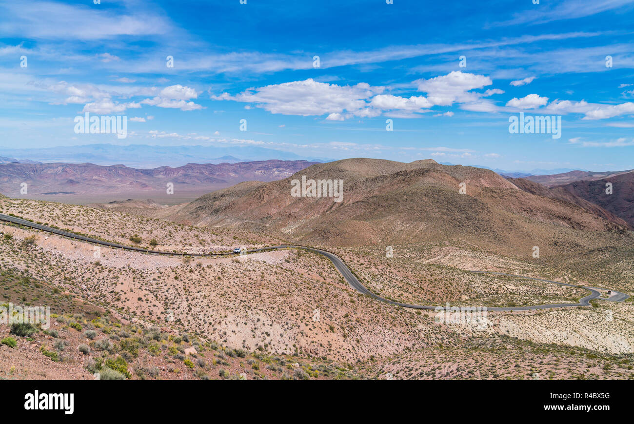 Weg nach Death Valley National Park, Kalifornien, USA. Stockfoto