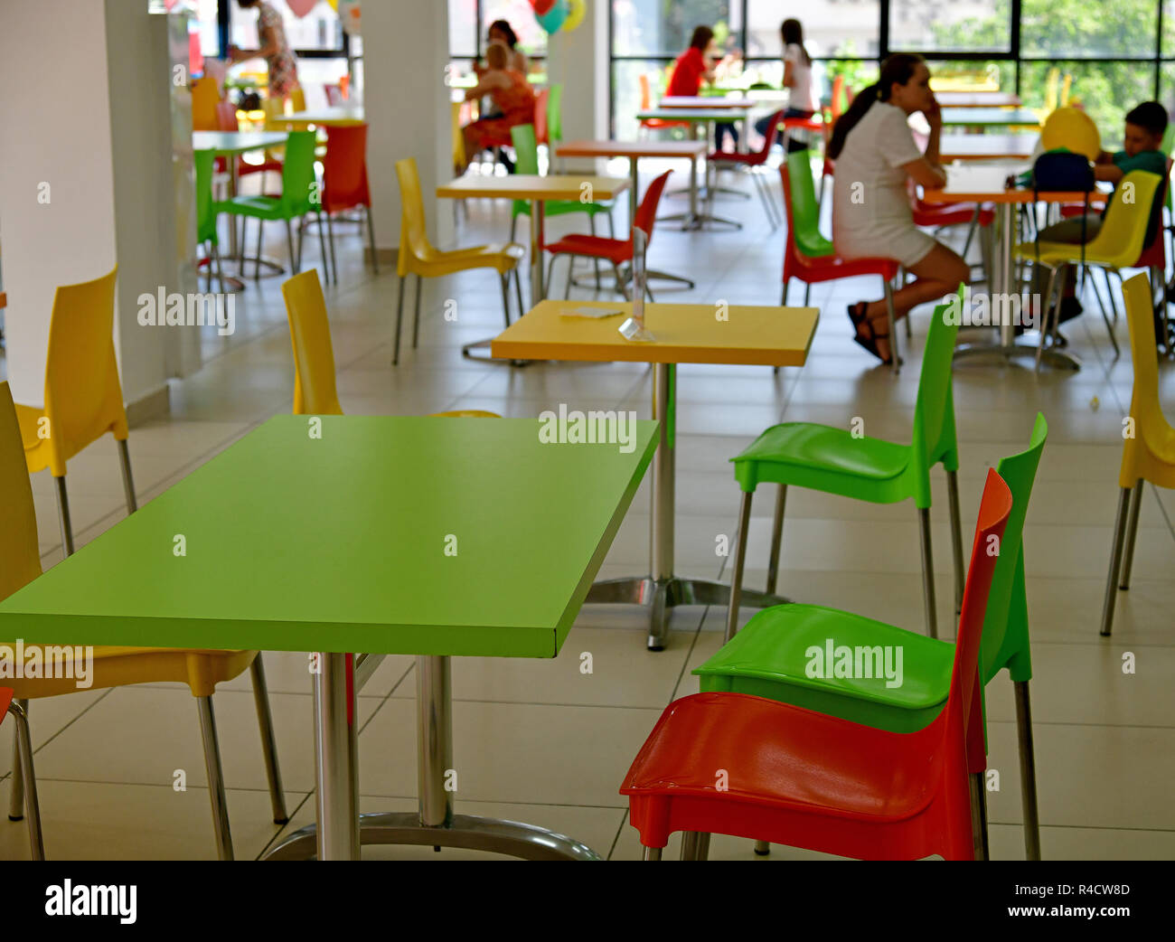 Sochi, Russland - Juni 2. 2018. Food Court in Sun City Mall Stockfoto