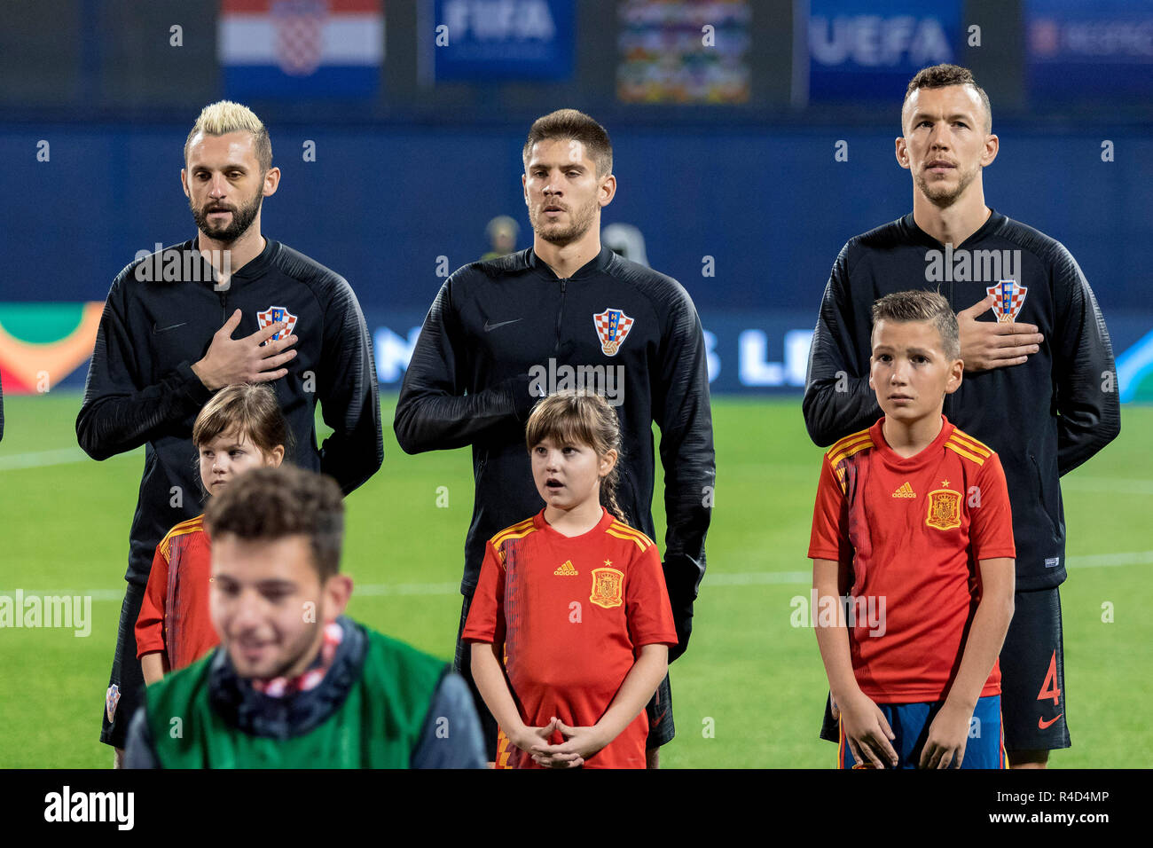 ZAGREB, KROATIEN - 15. NOVEMBER 2018: UEFA Nationen Liga Fussball Spiel Kroatien gegen Spanien. Kroatien Spieler Aufstellung Stockfoto