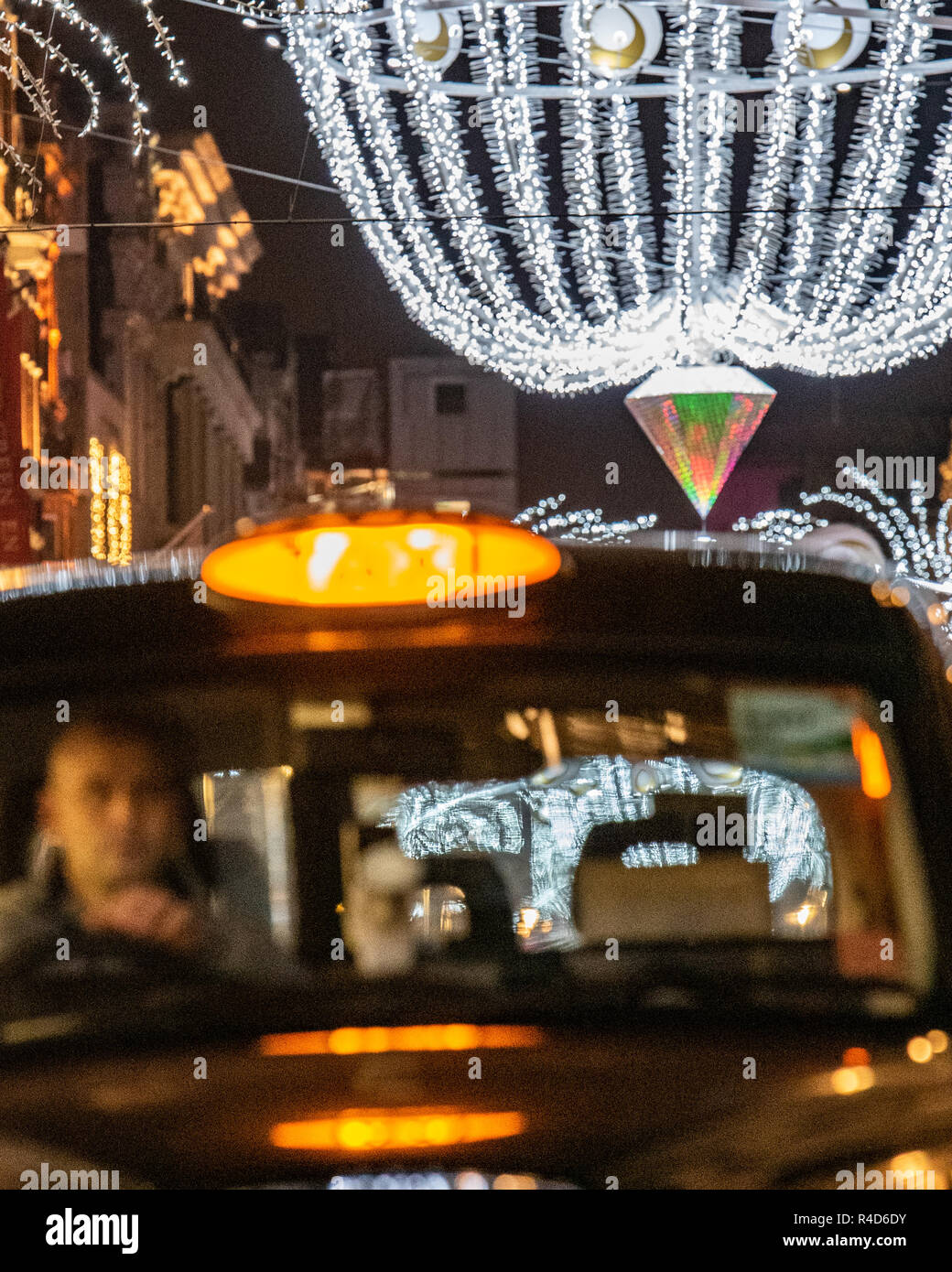 Weihnachtsbeleuchtung in London, 2018 Stockfoto