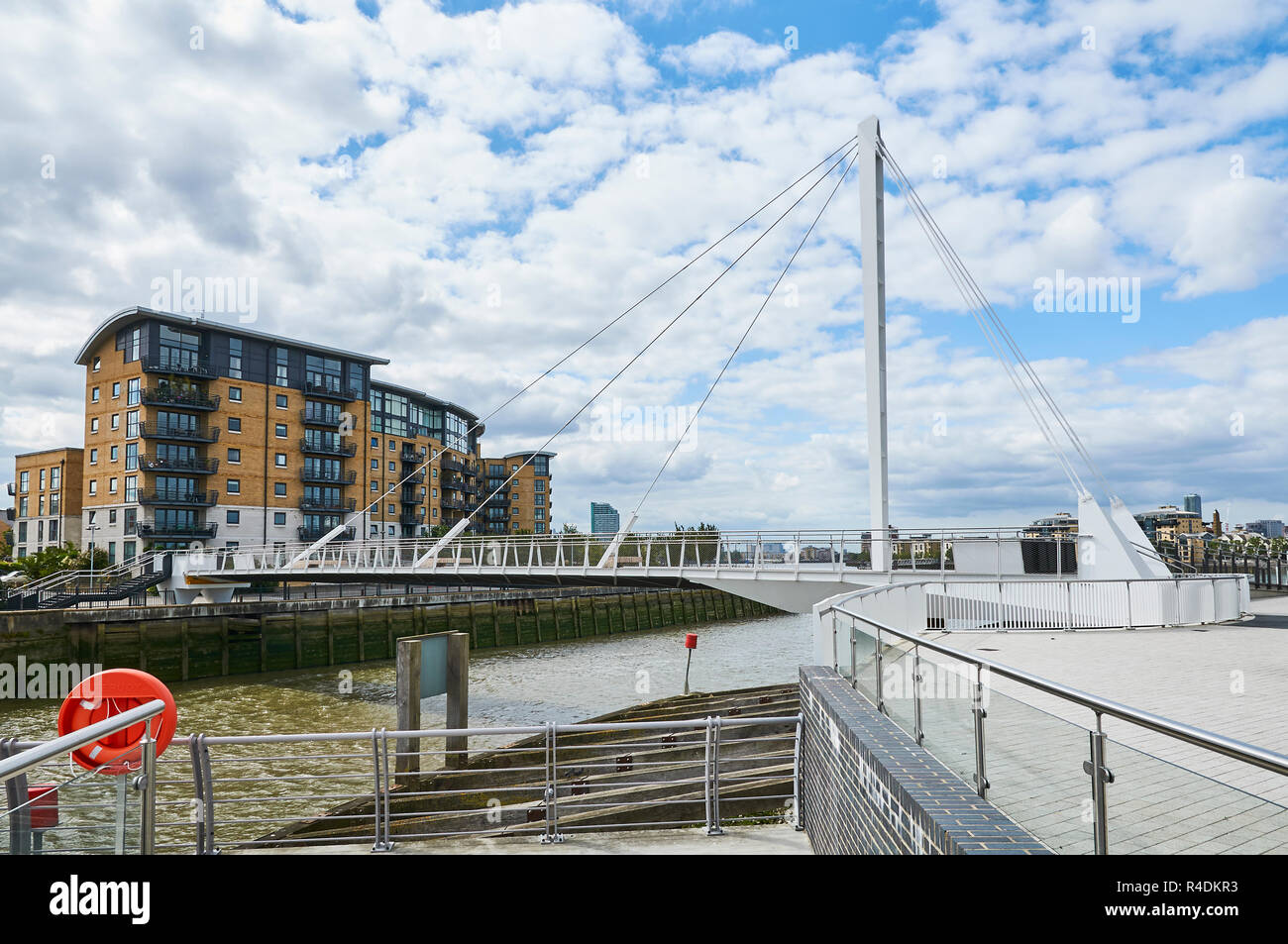 Neue Hängebrücke über Deptford Creek, Deptford, South East London UK Stockfoto