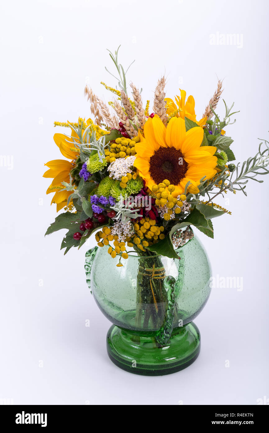 Wunderschöne Blumensträuße Blumen und Kräuter Stockfoto