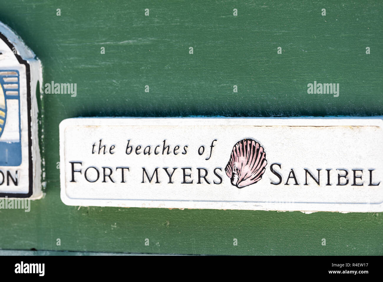 Sanibel Island, USA - 29. April 2018: Anmelden Herzlich Willkommen von Bowman's Beach in der Nähe von Fort Myers, Florida, shell Symbol Stockfoto