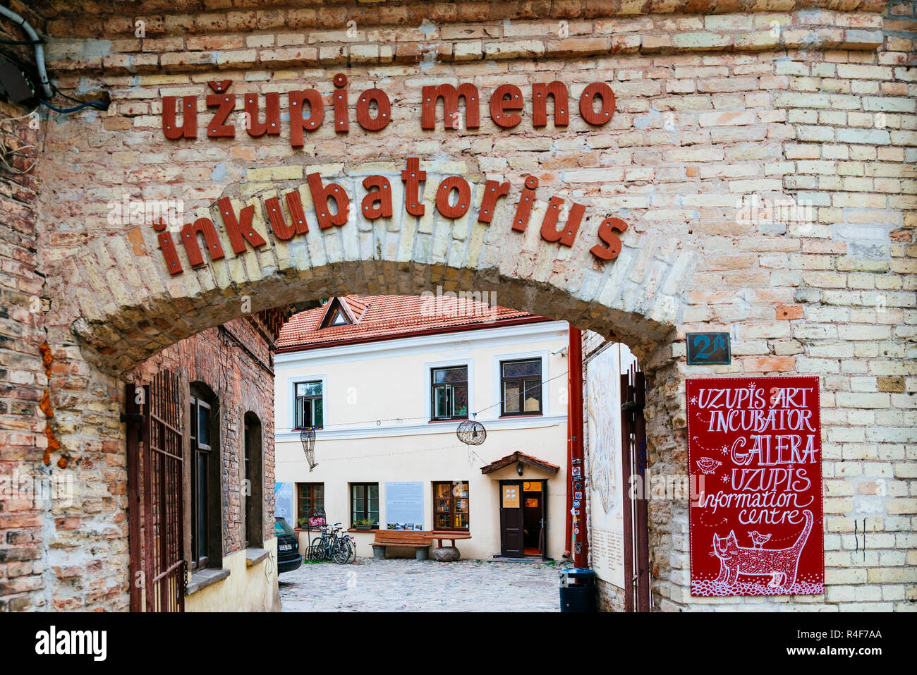 Bau von Uzipis Kunst Inkubator und Uzipis Information Center. Uzupis ist ein Stadtteil in Vilnius, am 1. April 1997, der Bezirk selbst als die Stockfoto