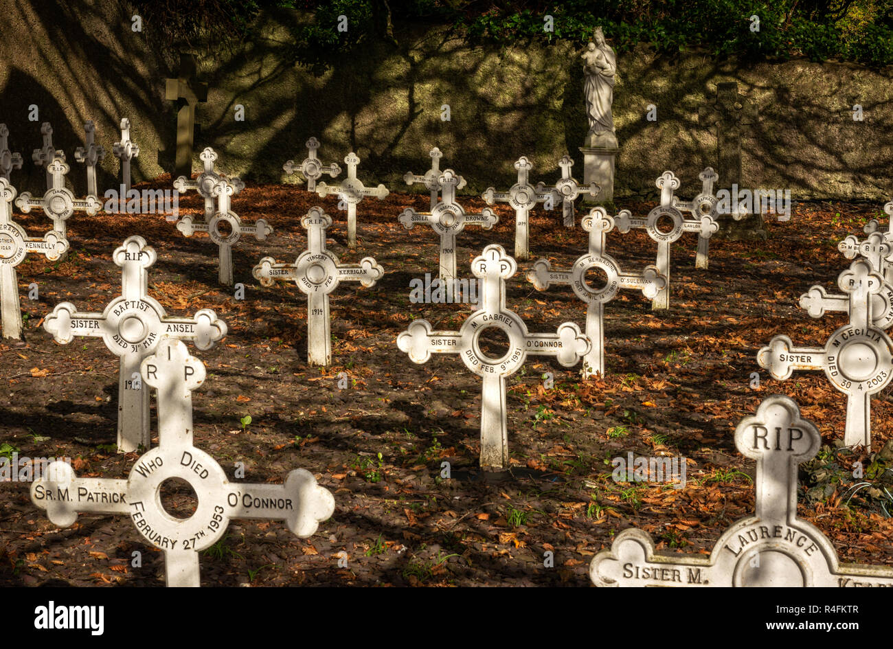 Diseart Center of Irish Spirituality and Culture und der Schwestern-Friedhof in Dingle, County Kerry, Irland. Stockfoto