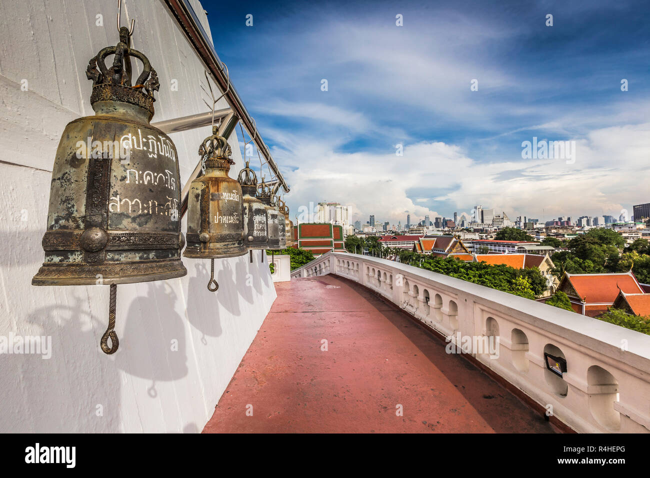 Der Stupa an der Spitze der Wat Saket, auch bekannt als die goldenen Bergs, im historischen Viertel von Bangkok, Thailand-Hauptstadt. Stockfoto