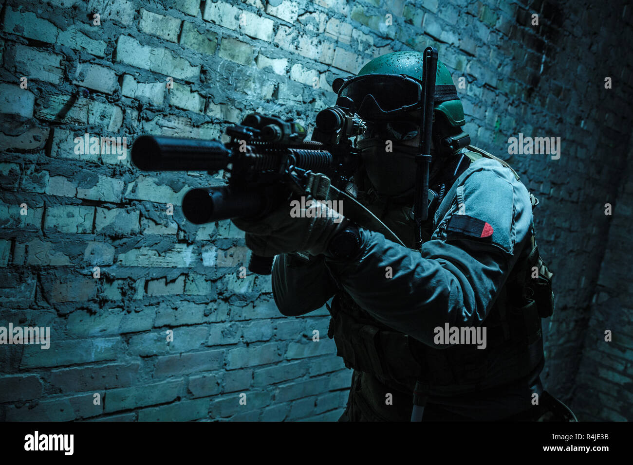 Soldat mit dem Ziel, Waffen Stockfoto