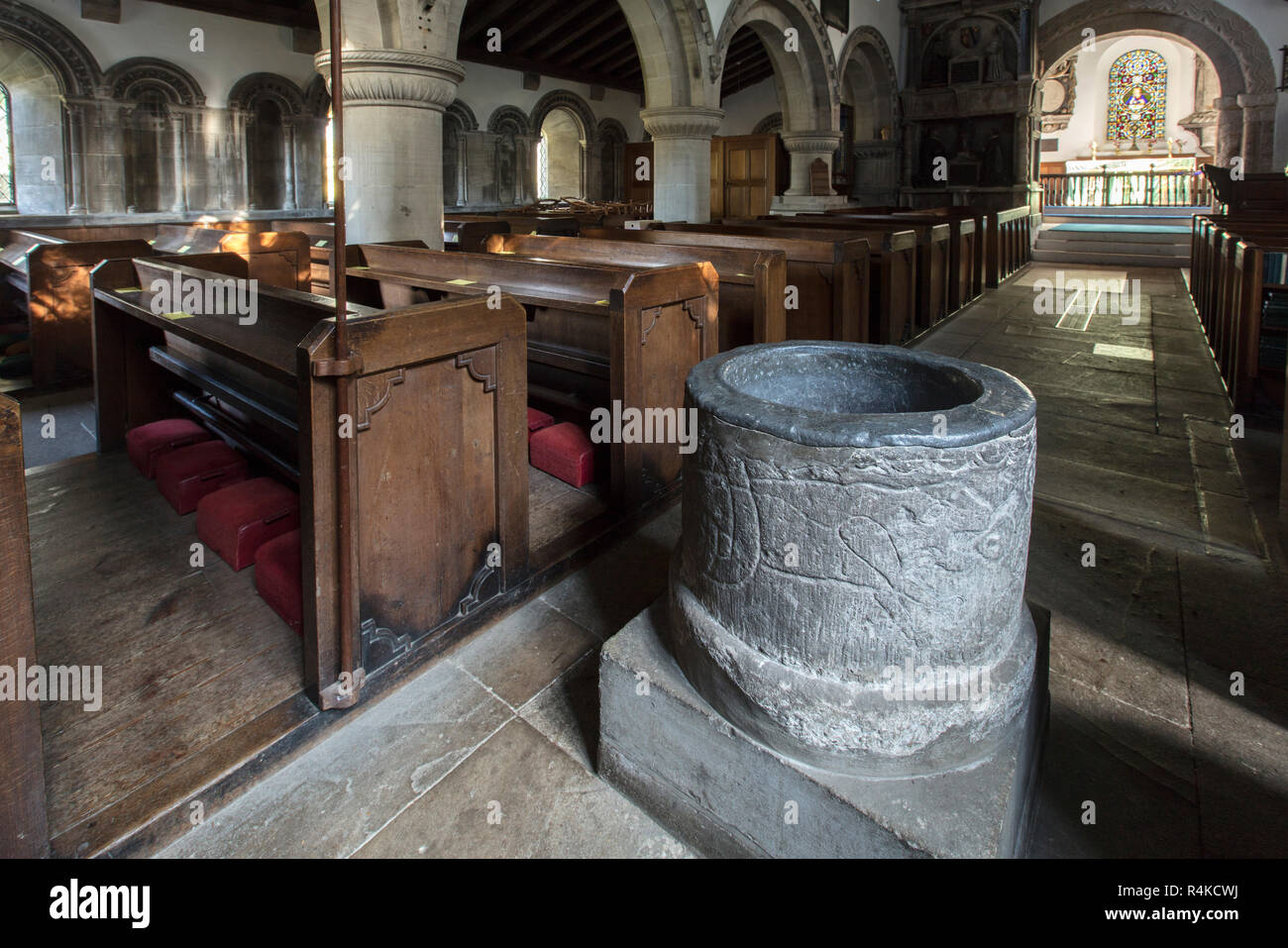Tissington, Derbyshire, UK: Oktober 2018: St Marys Kirche Stockfoto