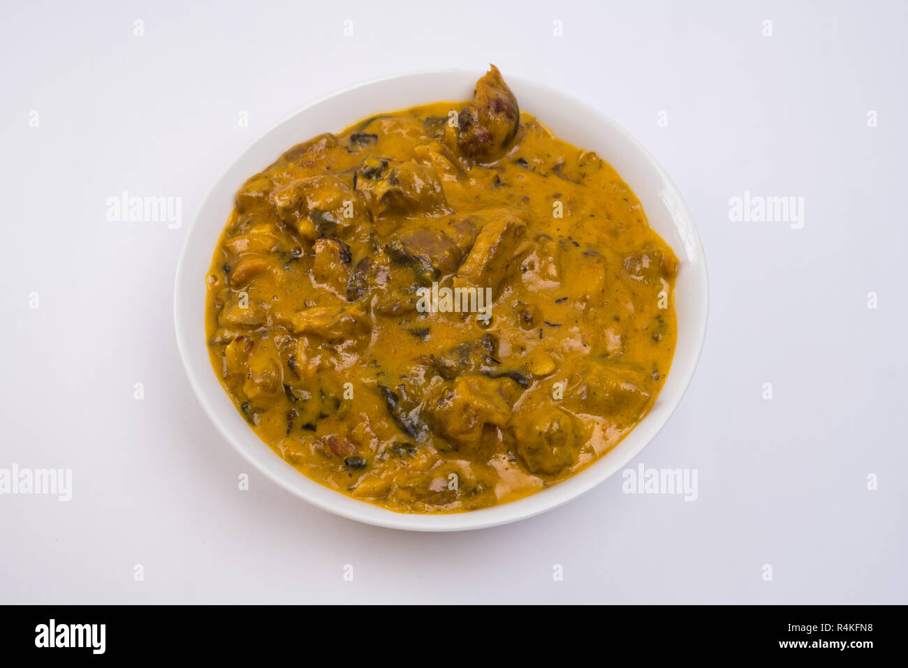 Owo Suppe mit verschiedenen Fleisch und Fisch Stockfoto