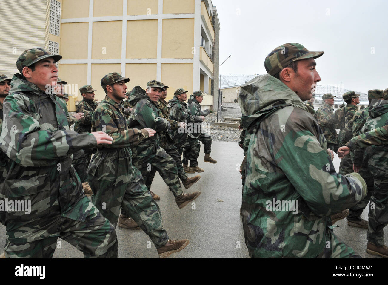 Kabul Kabul/Afghanistan - ca. 2008: Die Kabul militärischen Training Center ist ein Basic Training Center für die afghanischen Streitkräfte. Stockfoto