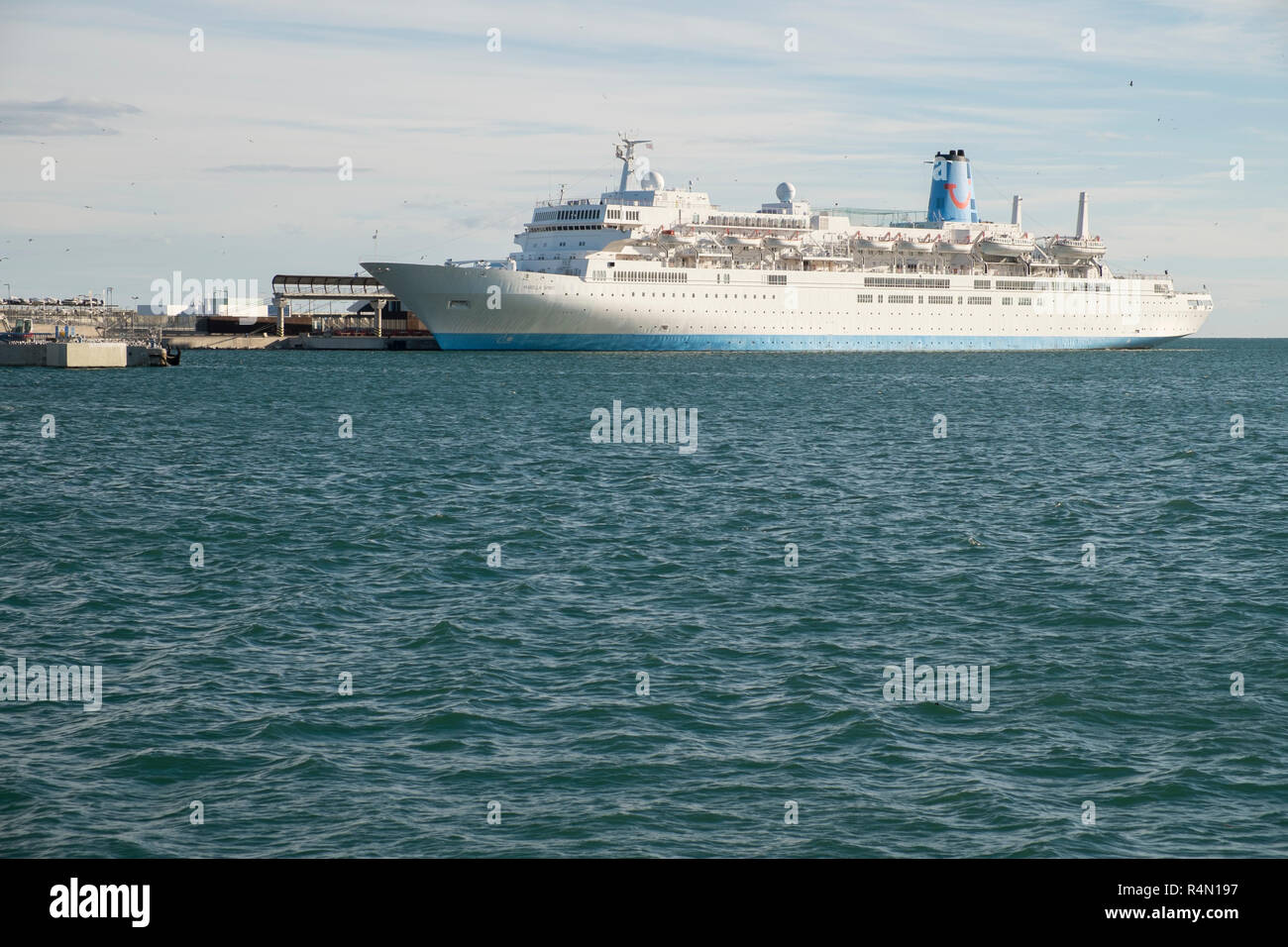 Oktober 14, 2018 Marella Geist Kreuzfahrt Schiff angedockt in Málaga, Spanien. Stockfoto