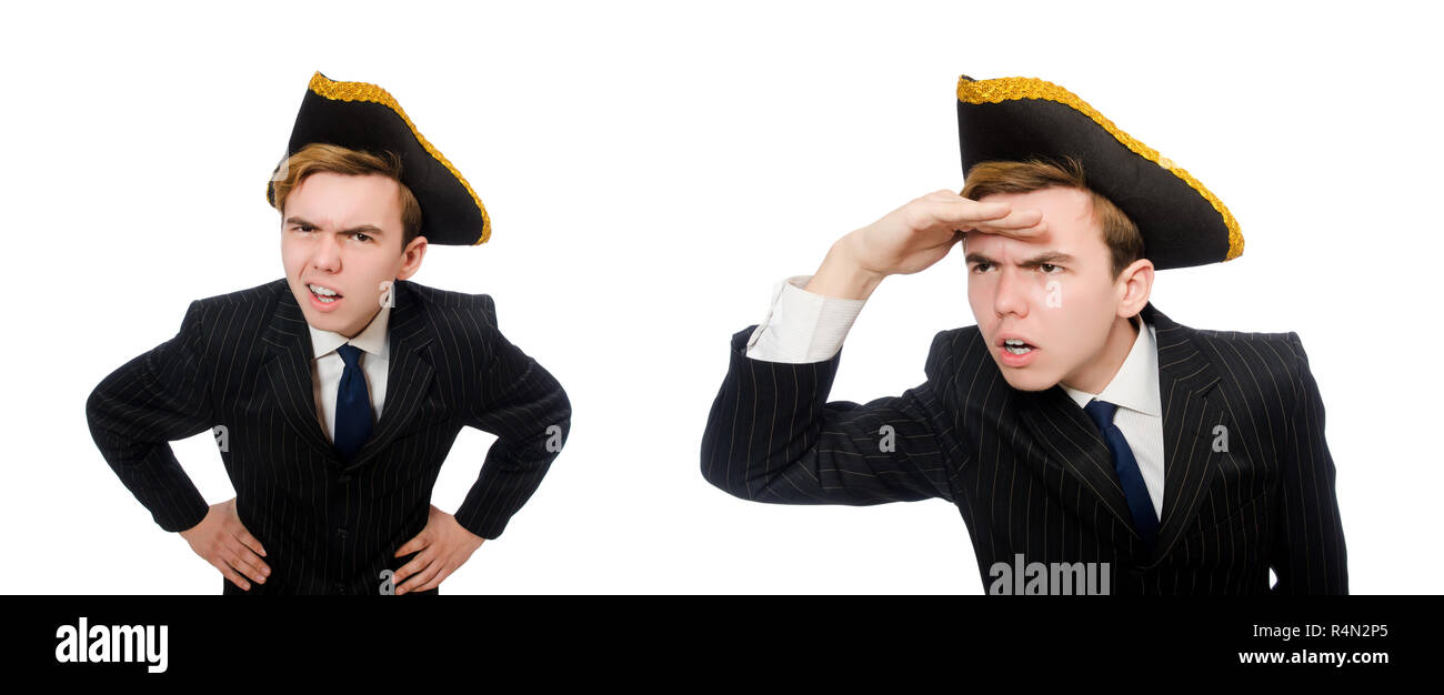 Junger Mann im Kostüm mit Piratenhut isoliert auf weiss Stockfoto