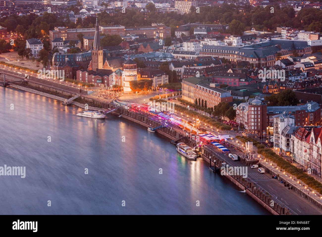 Luftaufnahme von Waterfront in Düsseldorf, Deutschland Stockfoto